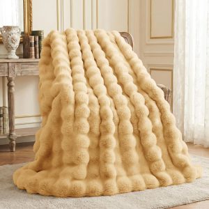L’AGRATY Faux Rabbit Fur Blanket: 50″ x 60″ Luxury Soft Fluffy Thick Fur Throw Blanket for Couch Bed – Cozy Plush Bubble Blankets for Winter: Warm Flannel Fleece Decorative Blanket(Milk Tea Brown)