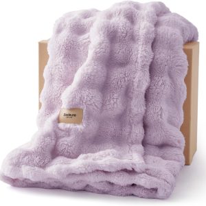 Bedsure 3D Fleece Bubble Blanket for Couch – GentleSoft Purple Throw Blanket for Sofa Bed Room Decor – Luxury Soft Cozy Lavender Gifts for Women, Lightweight, All Seasons, Light Purple, 50″×60″